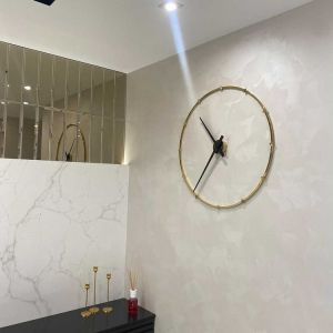 Delight Gold Gloss1